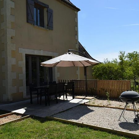 La maison d à côté Lacropte Extérieur photo
